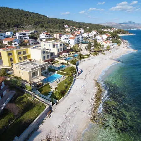 Appartement Beachfront Lemonade Ix